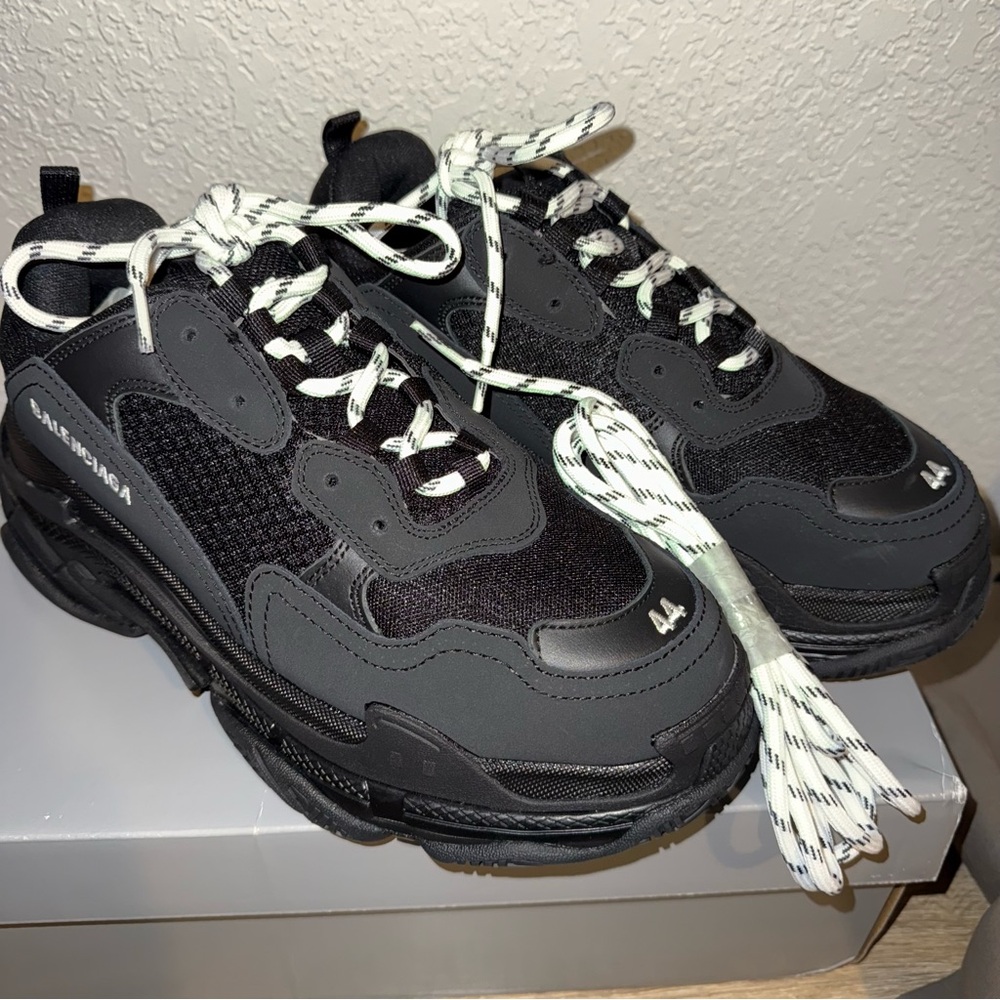 Balenciaga Men's Black and White Sneakers